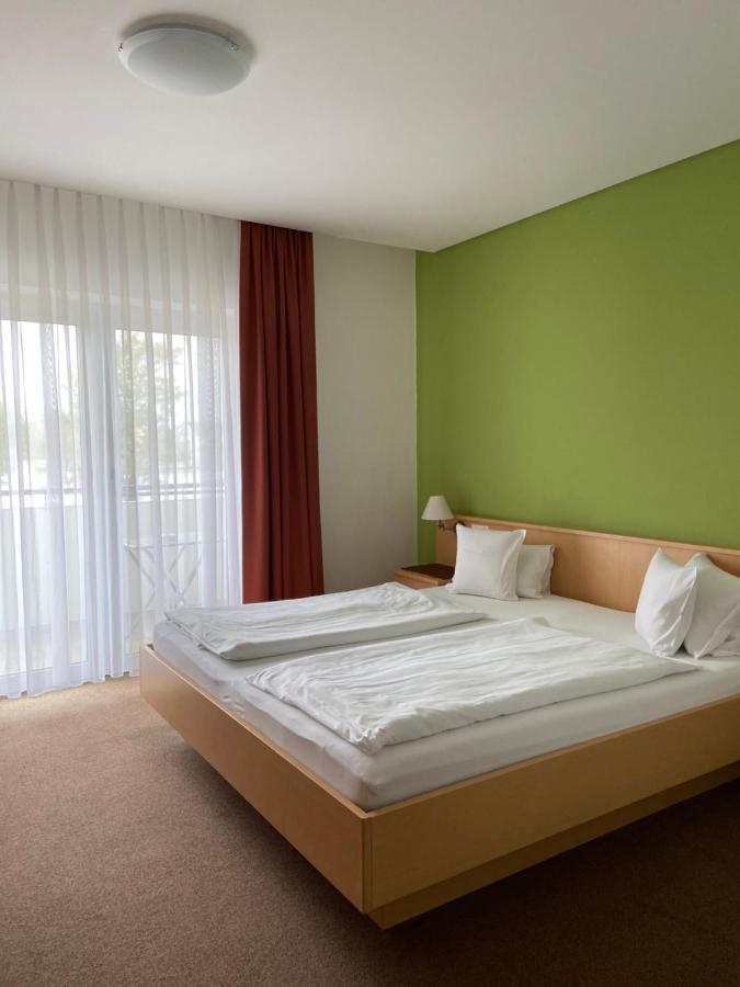 Pension Schmidt Podersdorf am See Exterior photo
